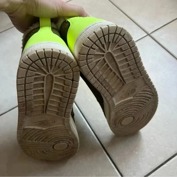 Nike Air Jordan 1 Zip High Utility Women Shoes Olive Black Volt Sz 10 AV3723-300 - Picture 6 of 8